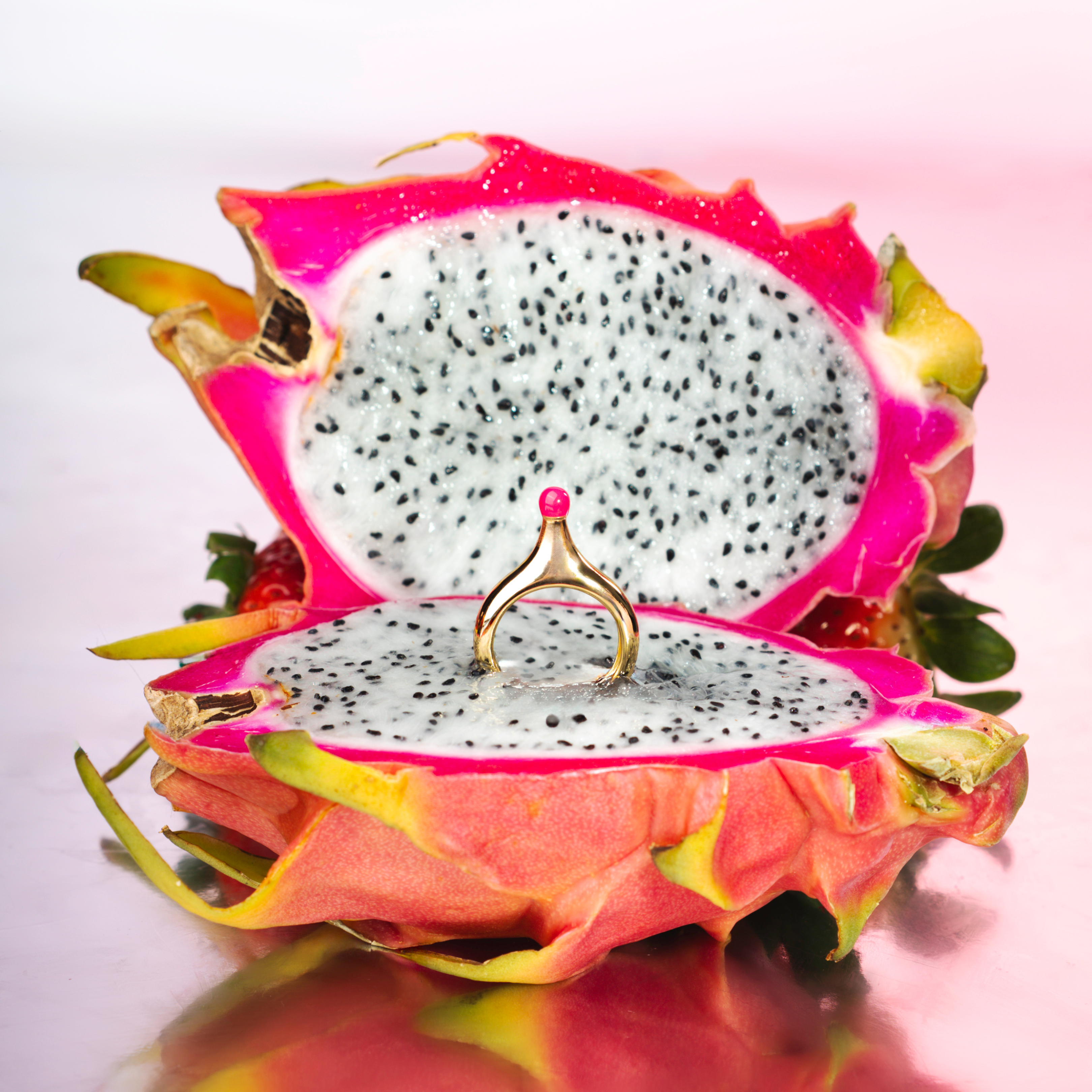 Anello sfera smaltata Rosa