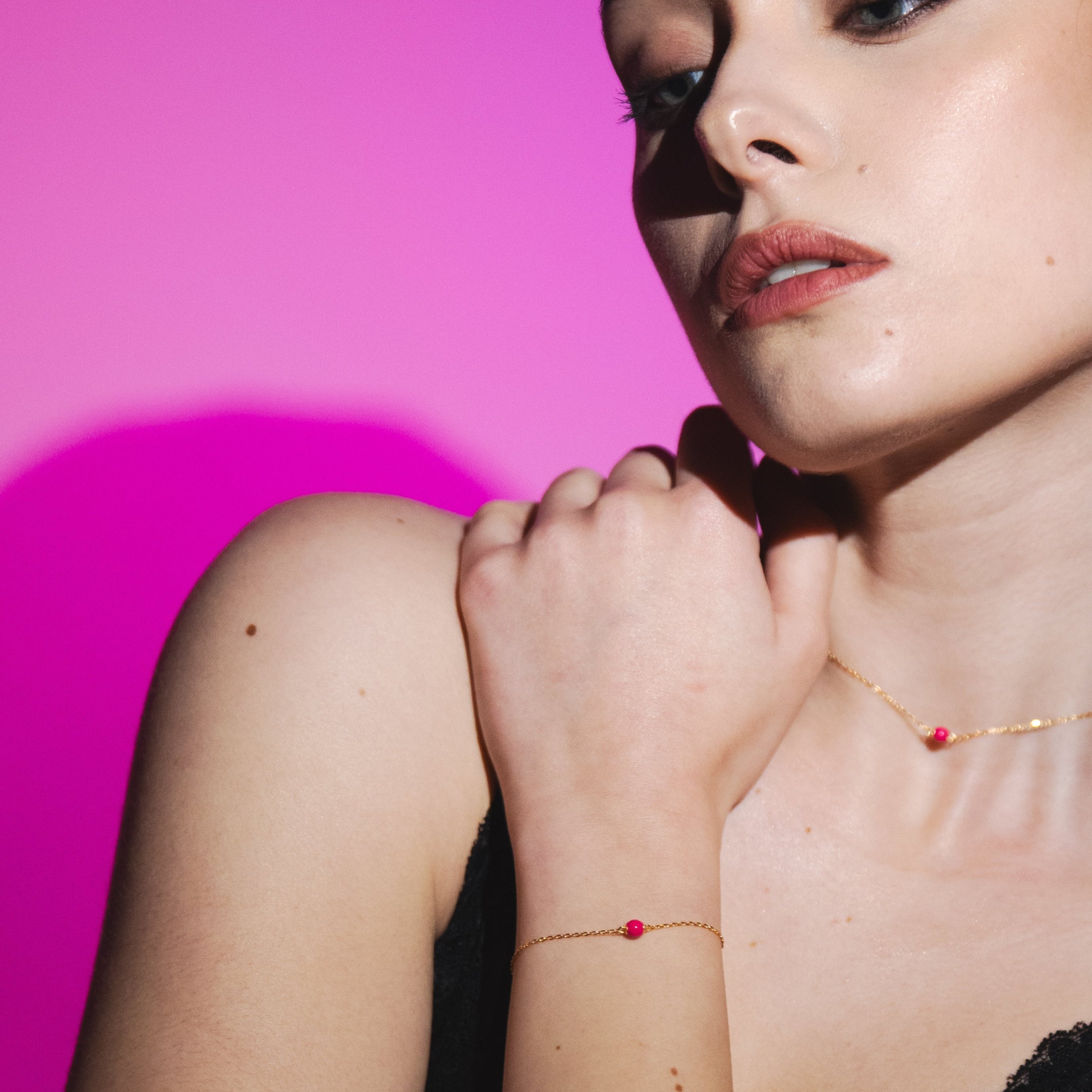 Bracciale smaltato Rosa